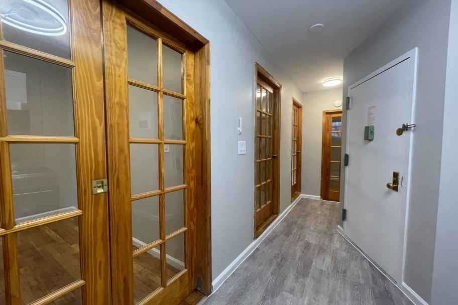 405 E 12th St #5 - Photo 3 of 12