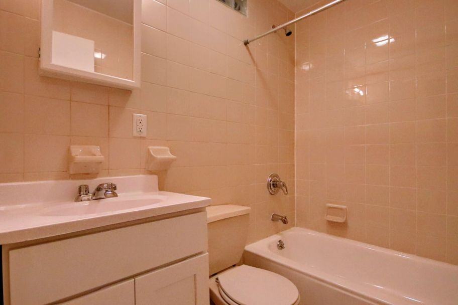 200 1st Ave #1 - Photo 4 of 8