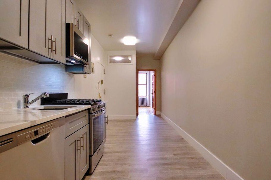 200 1st Ave #1 - Photo 7 of 8