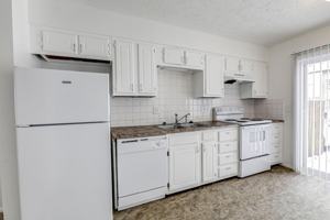featured image of 1301 1/2 N Hershey Rd