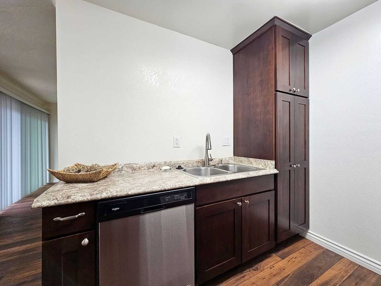 The Chateau in Alpine - Photo 3 of 21