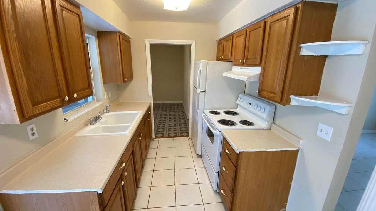 5624 Pinerock Road - Photo 3 of 18