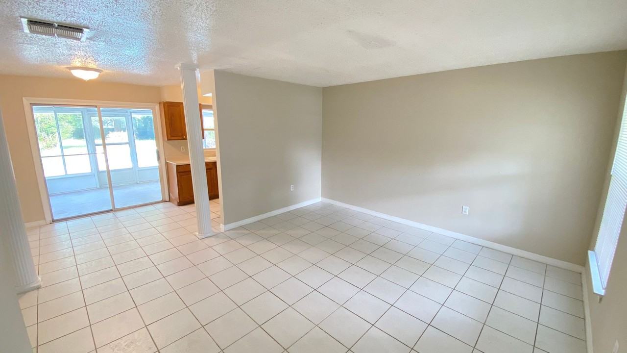 5624 Pinerock Road - Photo 7 of 18