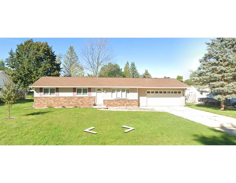 1280 Circle Dr - Photo 2 of 17