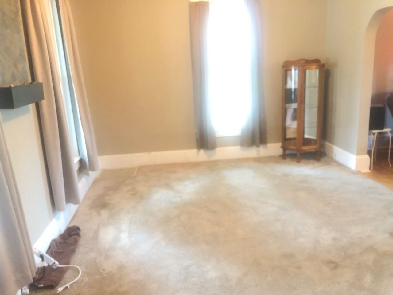 611 E Market St - Photo 2 of 13