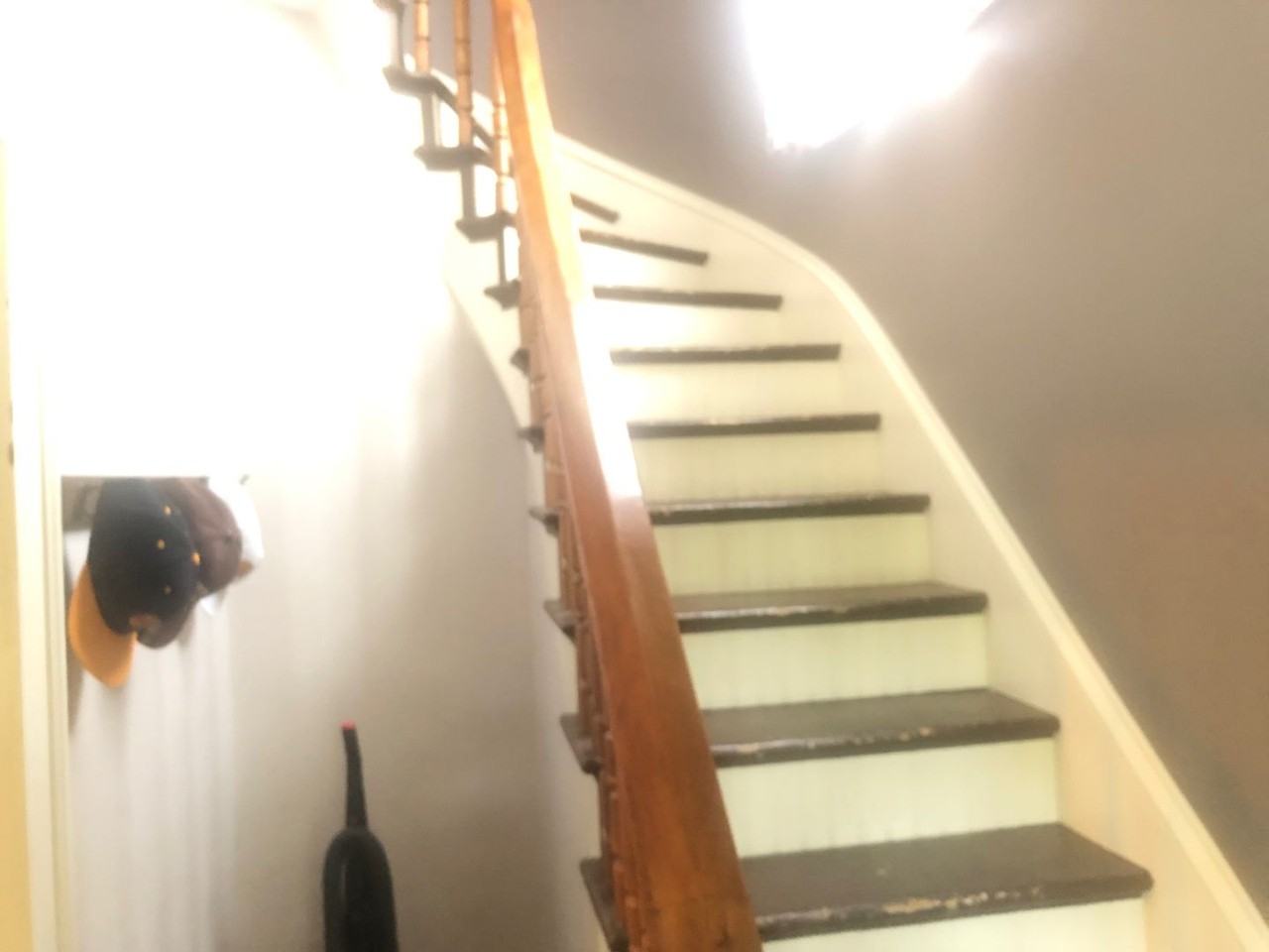 611 E Market St - Photo 3 of 13