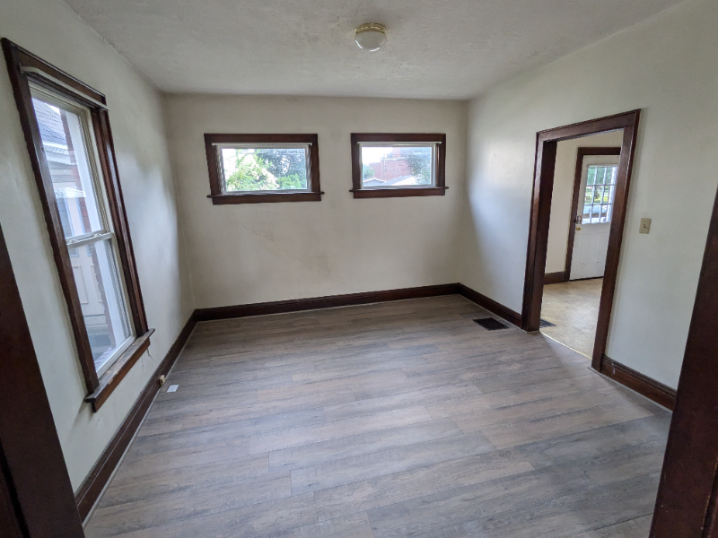 831 835/839 Main St #839 - Photo 3 of 14