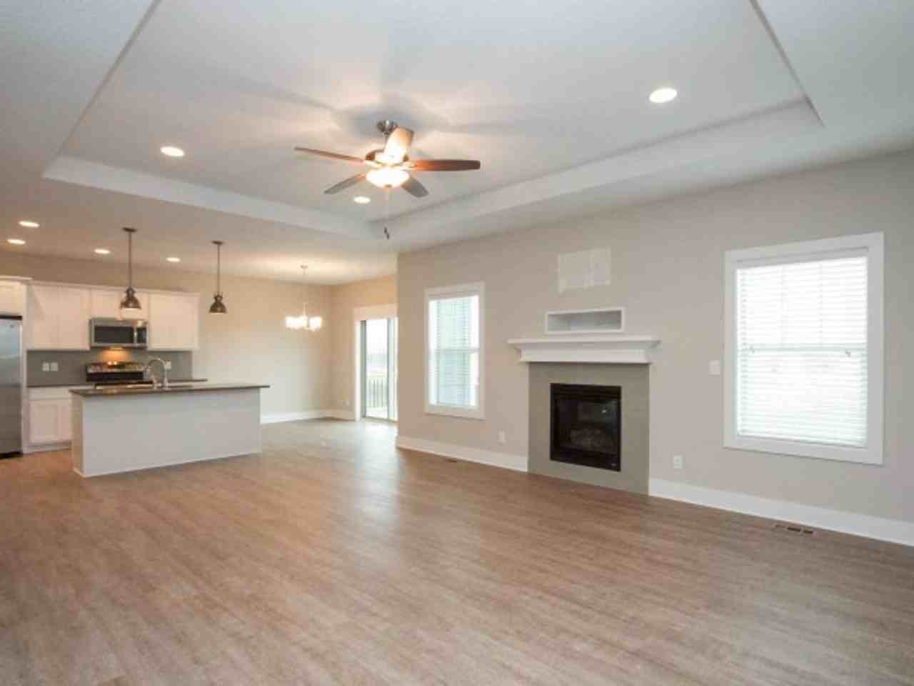 808 Sw 11th St - Photo 3 of 9