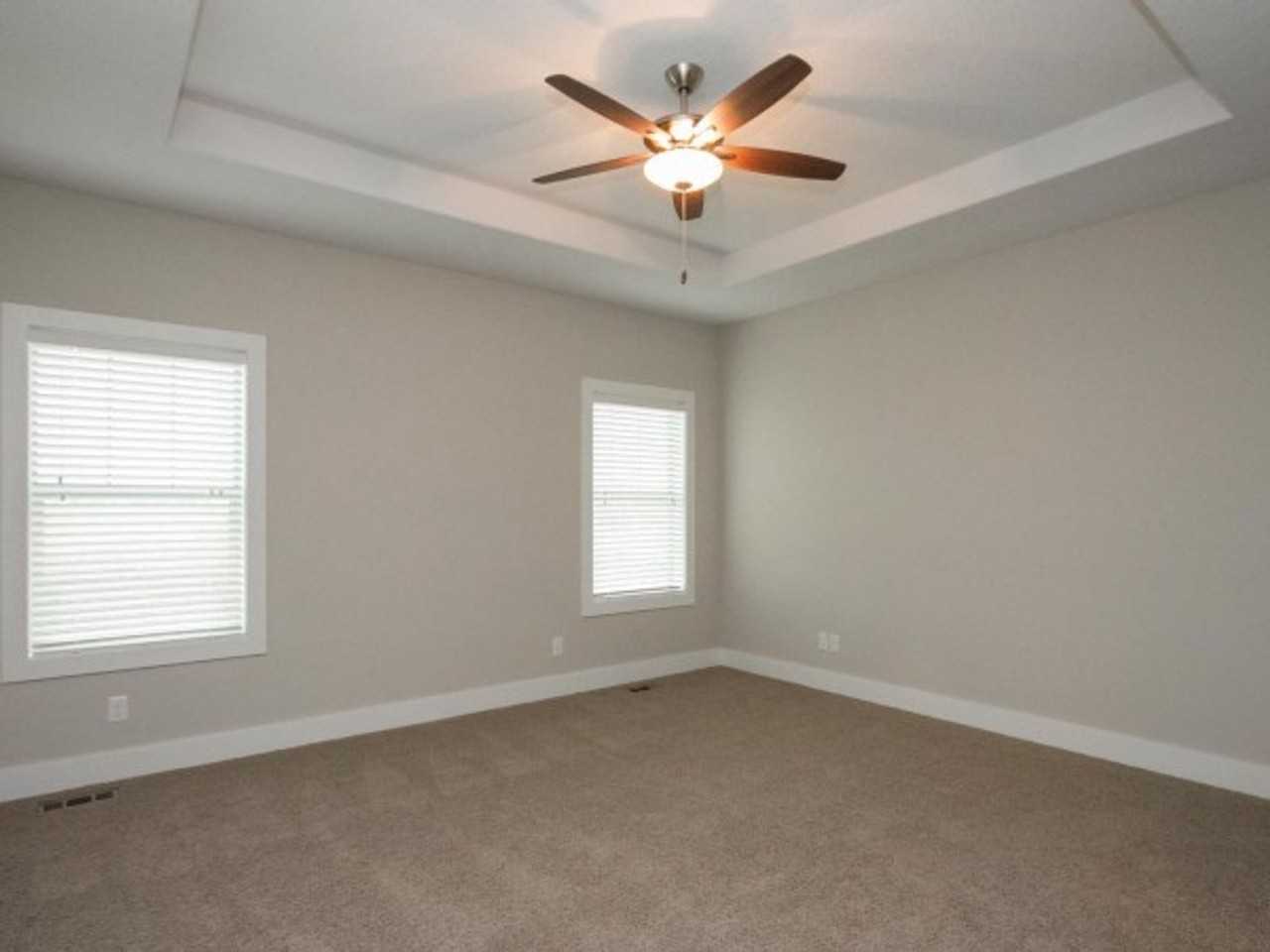 808 Sw 11th St - Photo 5 of 9