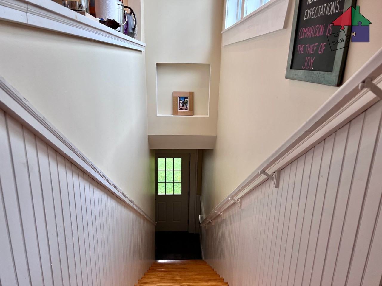 38 School St - Photo 2 of 9