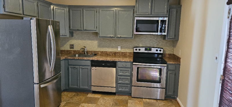 103 Charleston Ct - Photo 4 of 10