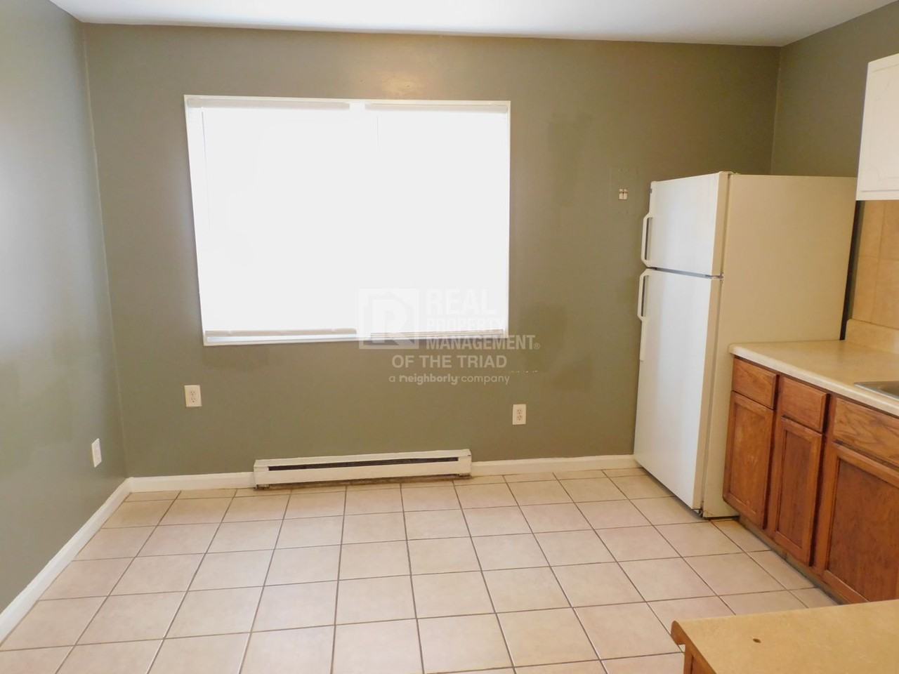 1500 Autumn Drive - Photo 3 of 14