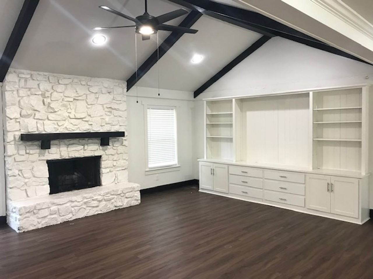 2404 Breckenridge Dr - Photo 7 of 33