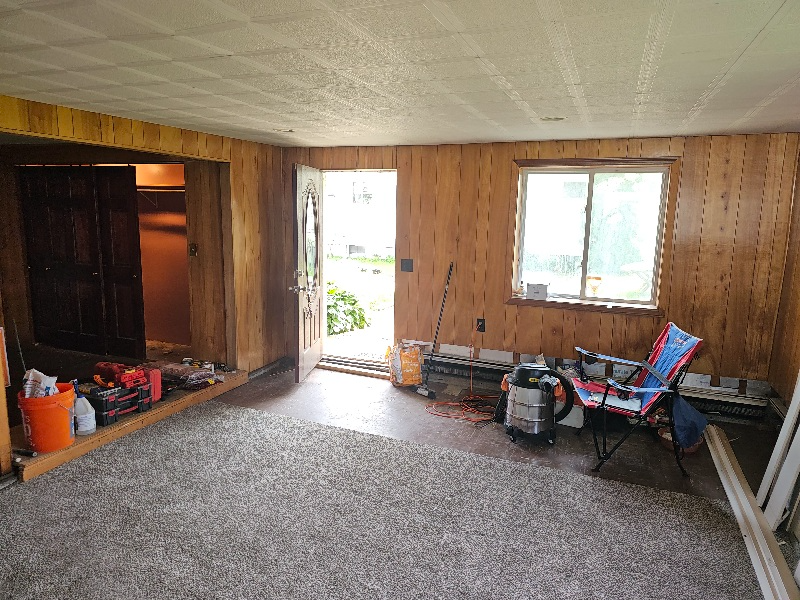 19 Lloyd Drive - Photo 5 of 28