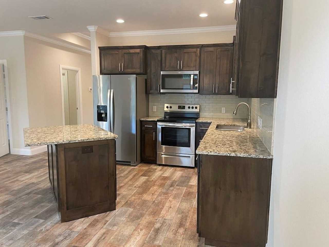 3210 Poe Cv #B - Photo 6 of 27