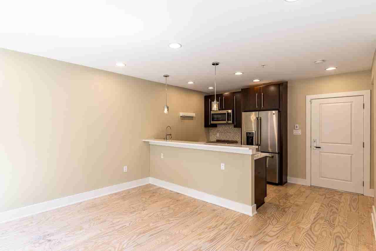 1421 Florida Ave Nw - Photo 2 of 24