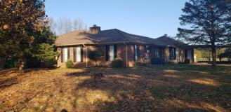 2404 Pitts Ln - Photo 1 of 1