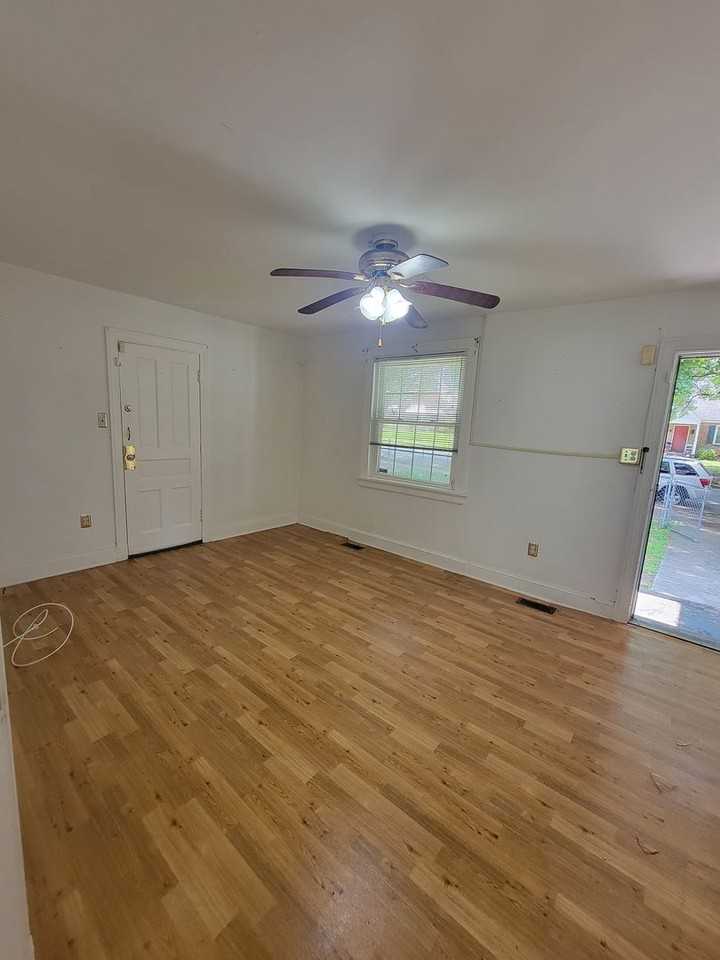 1 E 36th St - Photo 2 of 16