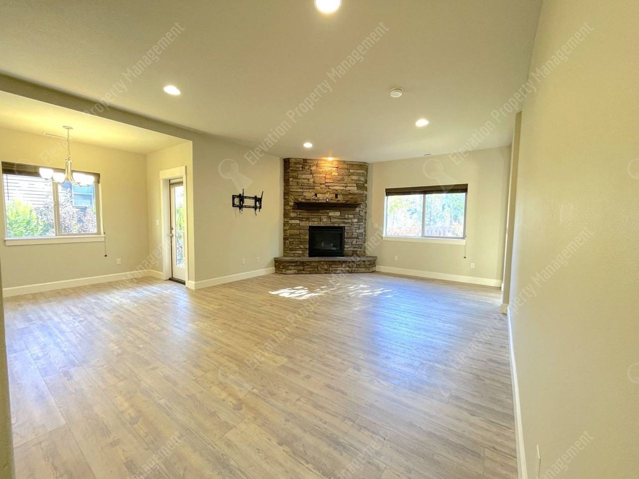 20106 Haley Creek Pl - Photo 3 of 23