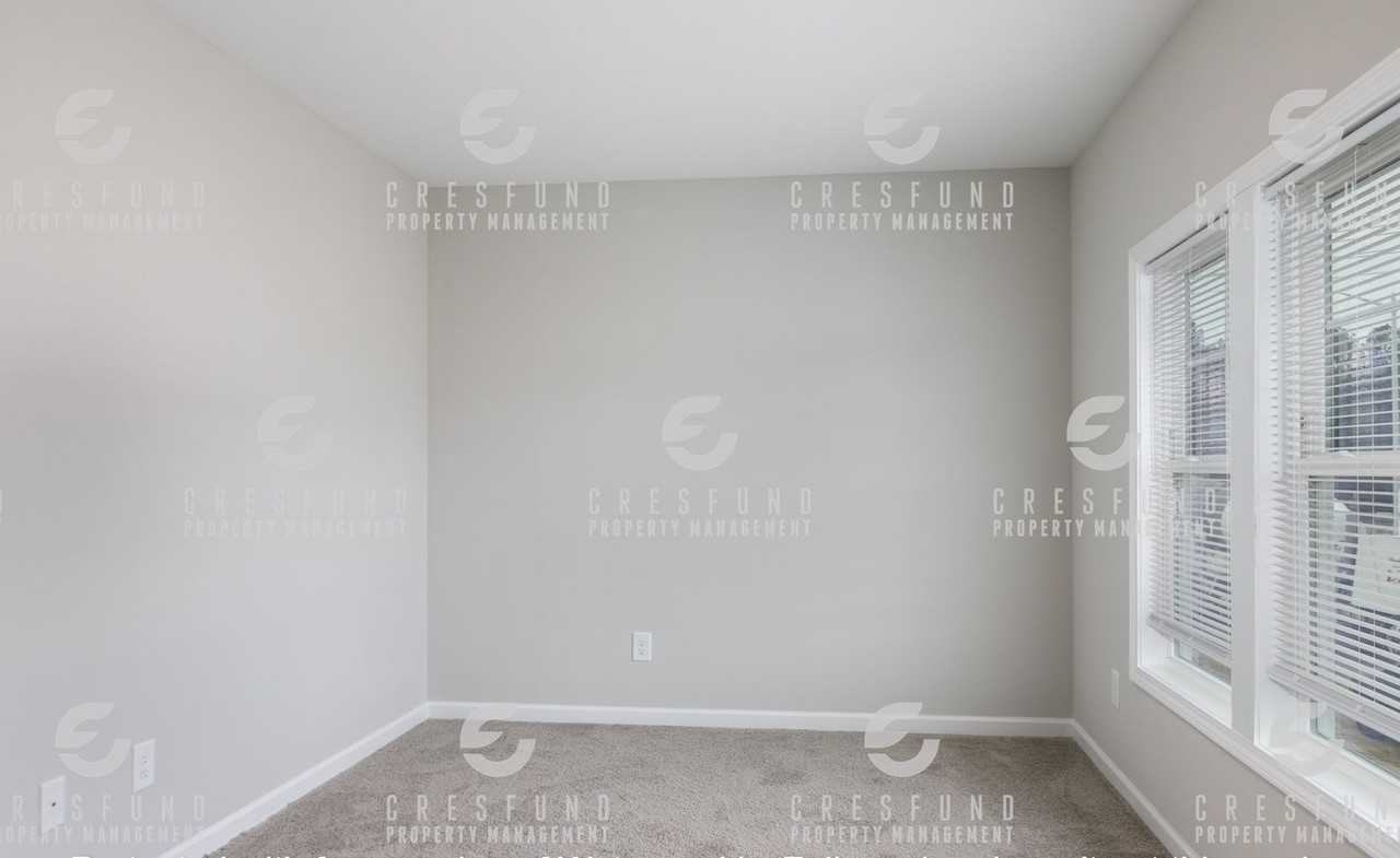 509 Directive Dr - Photo 7 of 14