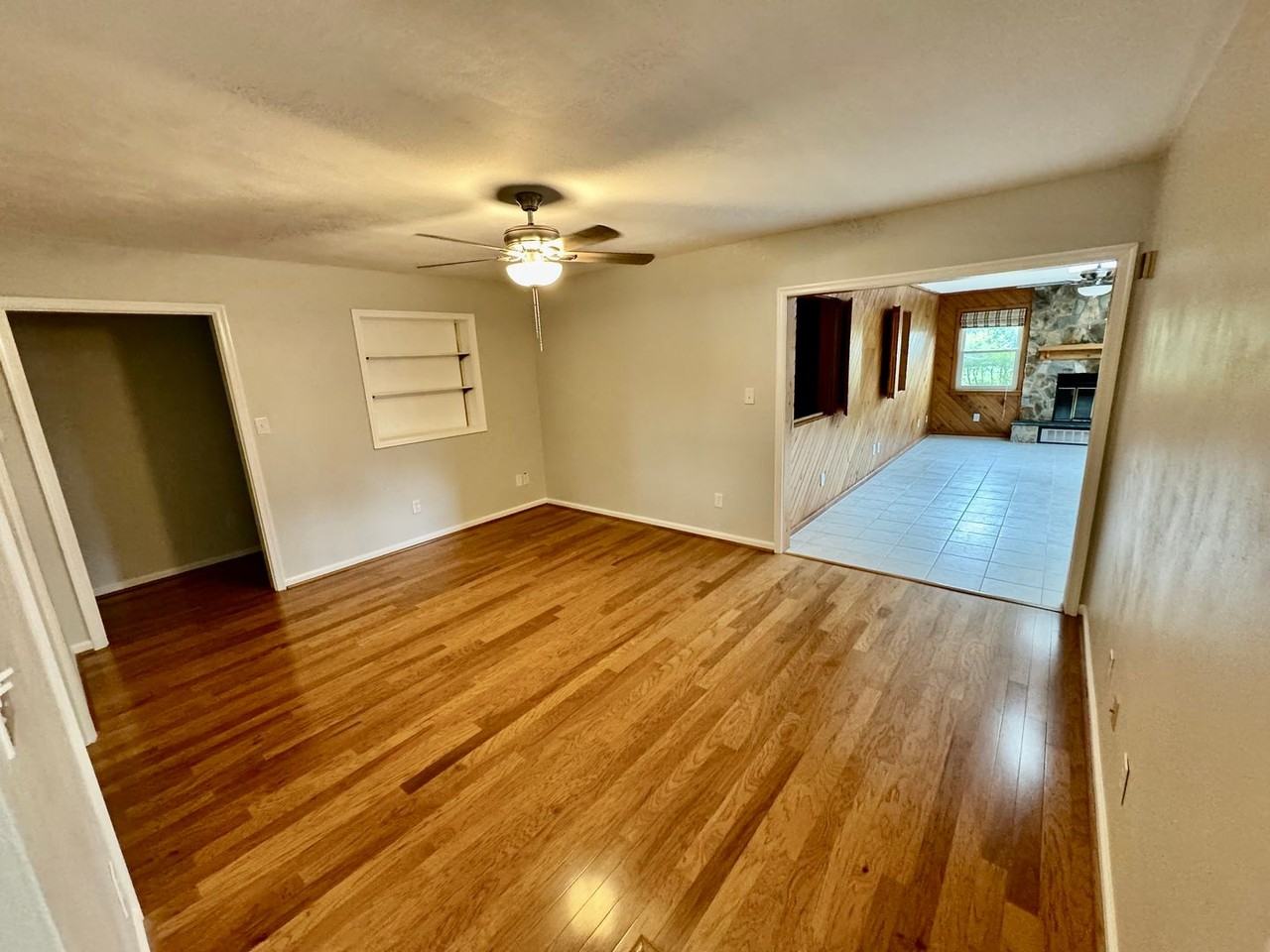 4345 Temple Ct - Photo 3 of 22