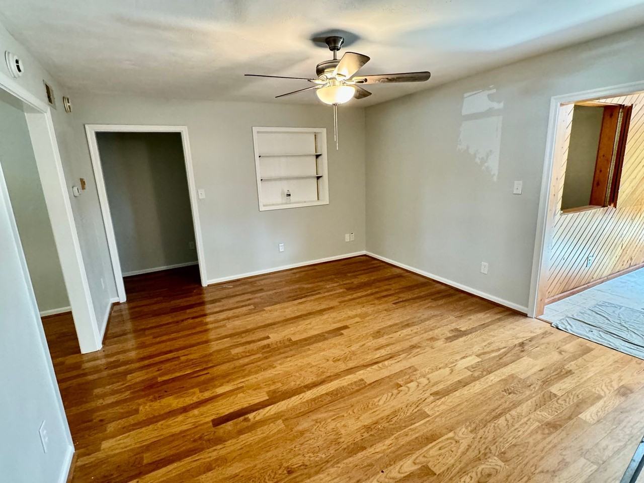 4345 Temple Ct - Photo 4 of 22