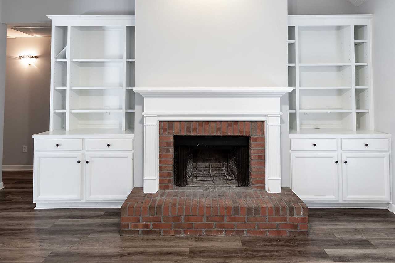 1149 Hallwood Ln - Photo 7 of 26