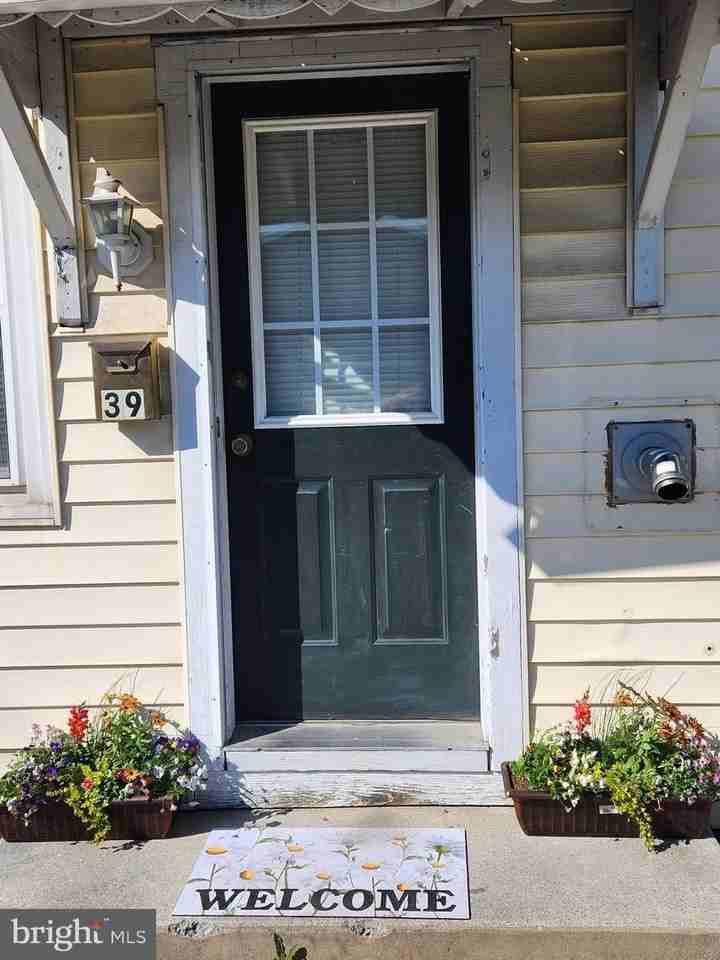 39 Hopewell St - Photo 2 of 8