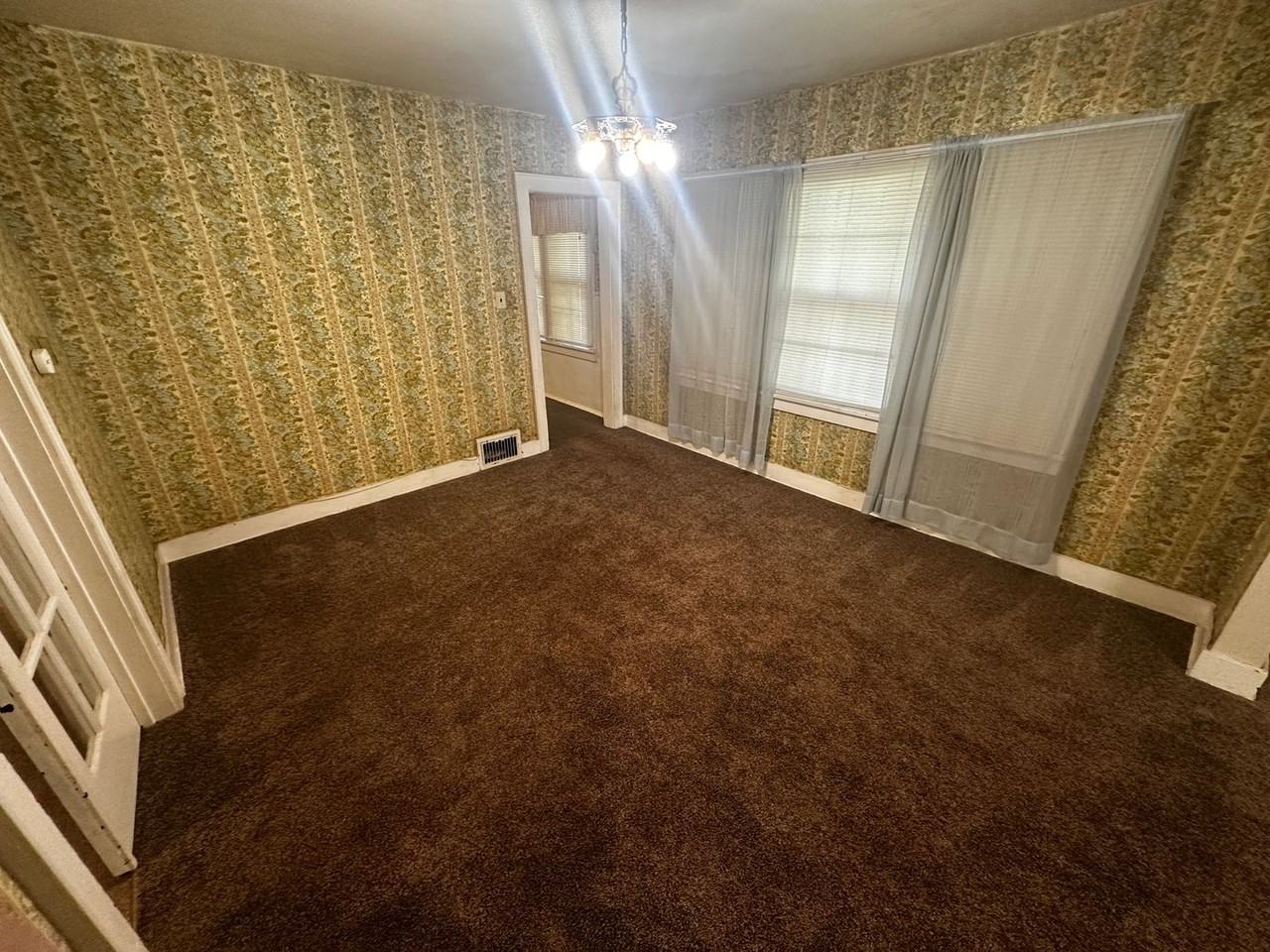 3821 Penn St. - Photo 2 of 6