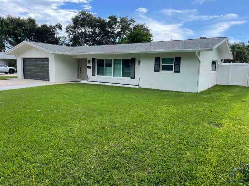 2874 65th Way N - Photo 2 of 25