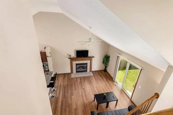 511 Cricket Run Rd - Photo 2 of 20