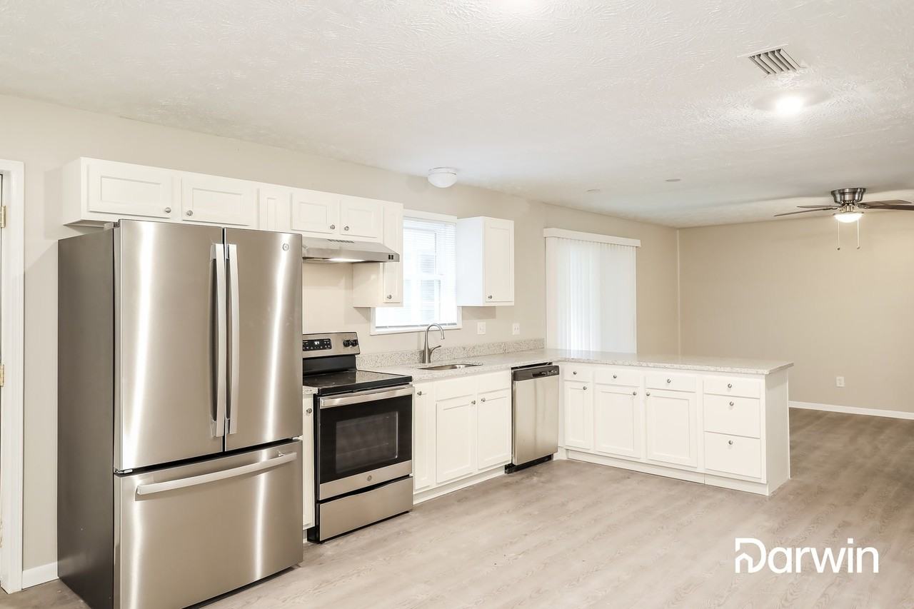 1480 Evans Ln - Photo 3 of 15