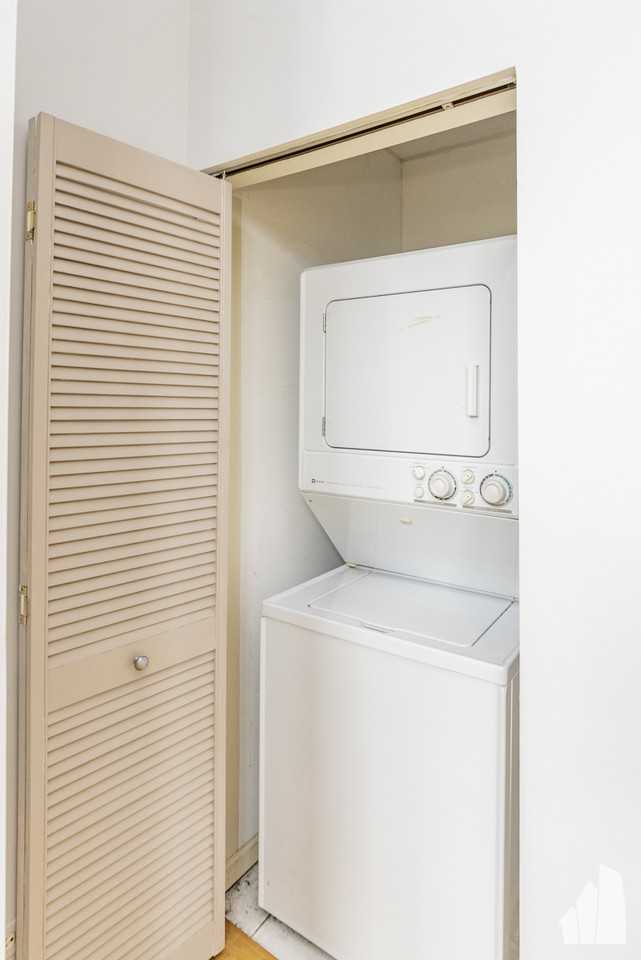 1907 N Milwaukee Ave #310 - Photo 7 of 10