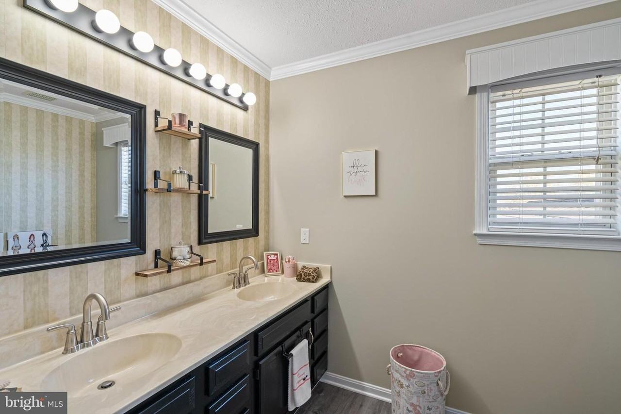 103 Coopworth Ct #NA - Photo 7 of 33