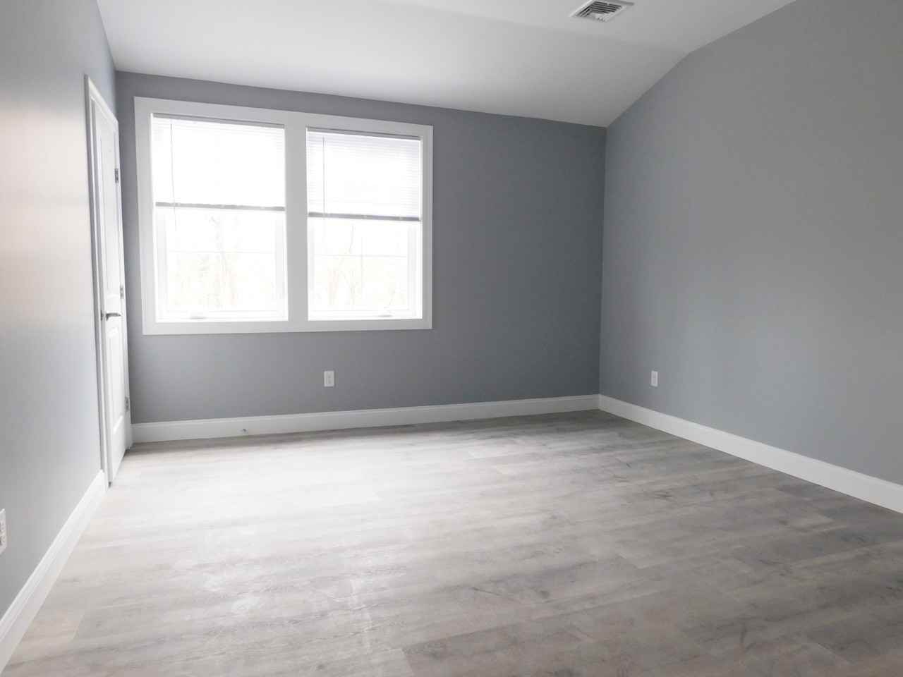 20 Milton St #106 - Photo 2 of 8