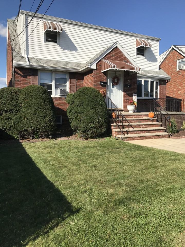 275 Martha Ave #NA - Photo 2 of 14