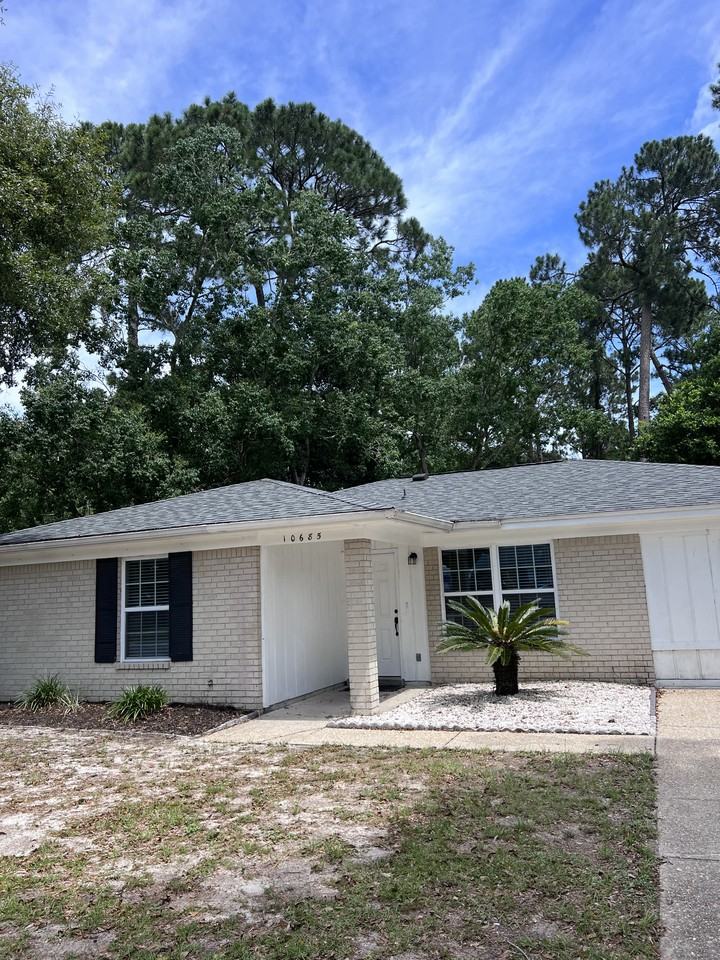 10685 Silver Creek Dr #NA - Photo 2 of 23