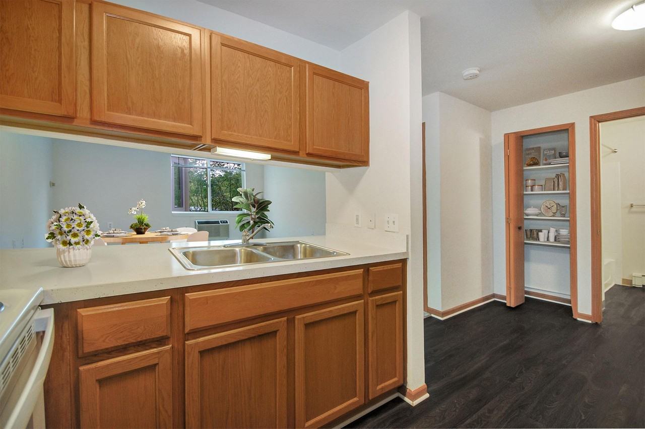 Parkside of Livonia Senior Apartments - Photo 3 of 35