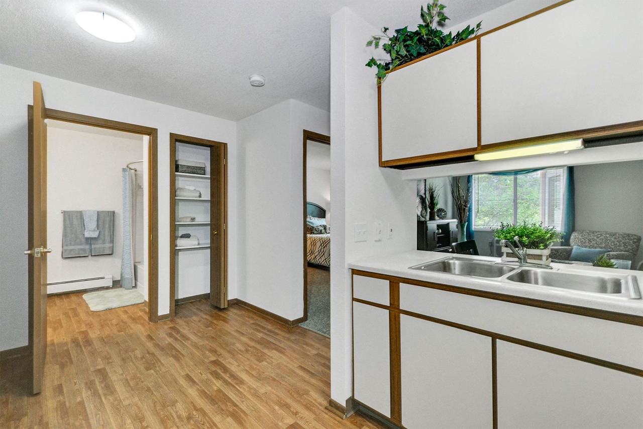 Parkside of Livonia Senior Apartments - Photo 5 of 35