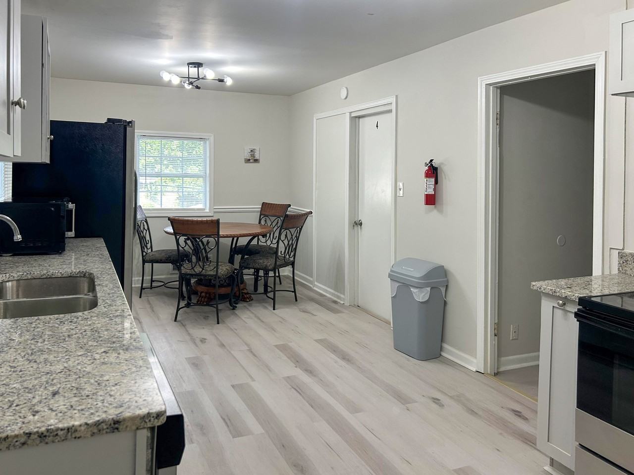 Utoy Cir Sw - Photo 3 of 43