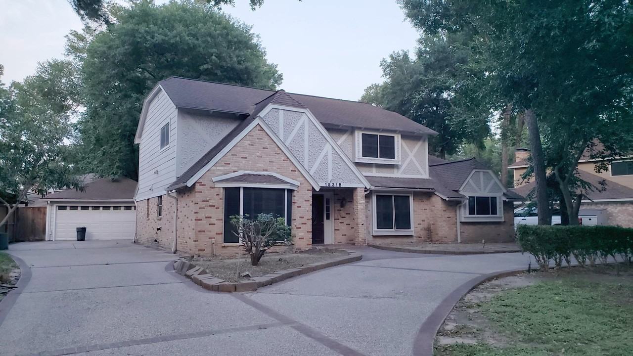 Poplar Grove Dr - Photo 3 of 24