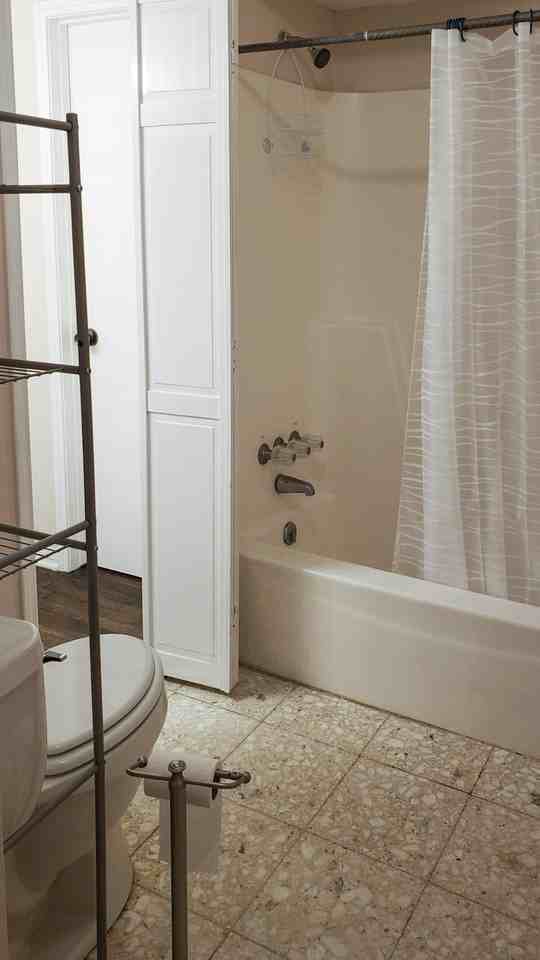 Poplar Grove Dr - Photo 4 of 28