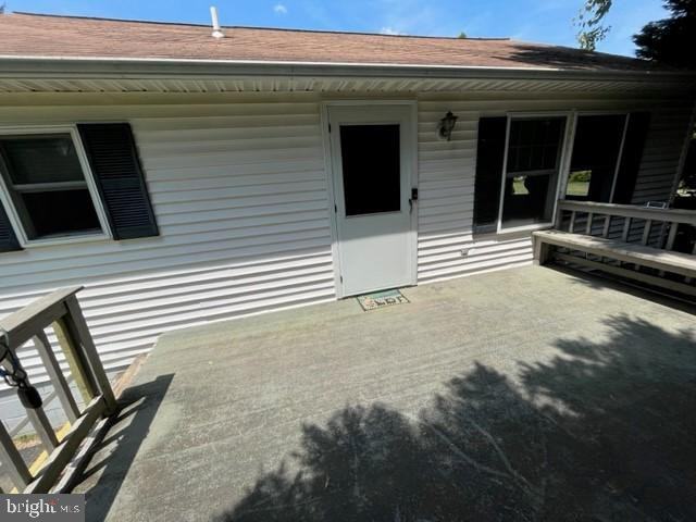 21305 Chancellors Run Rd - Photo 2 of 19