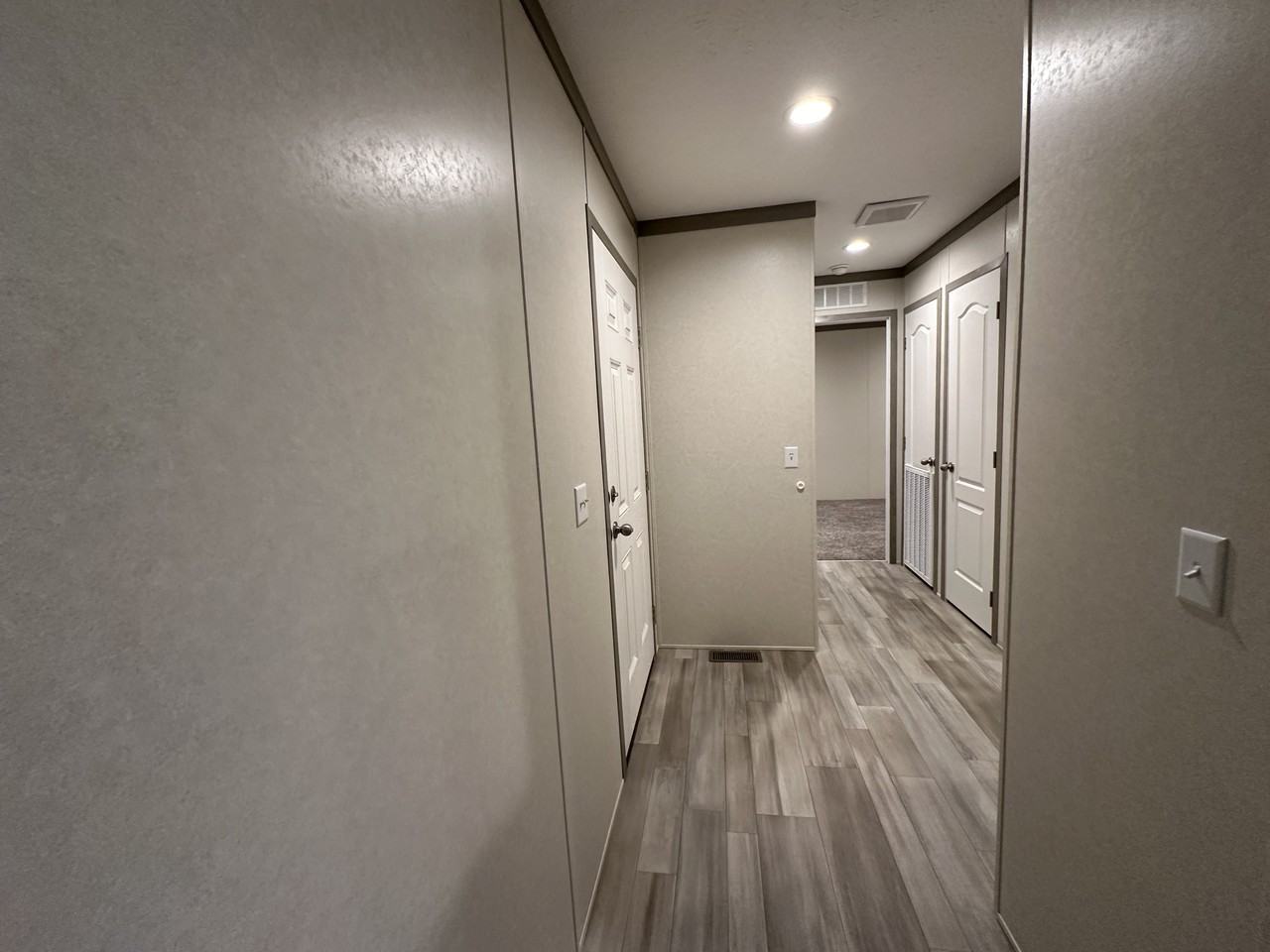 5491 Minuteman Cir #824 - Photo 6 of 7