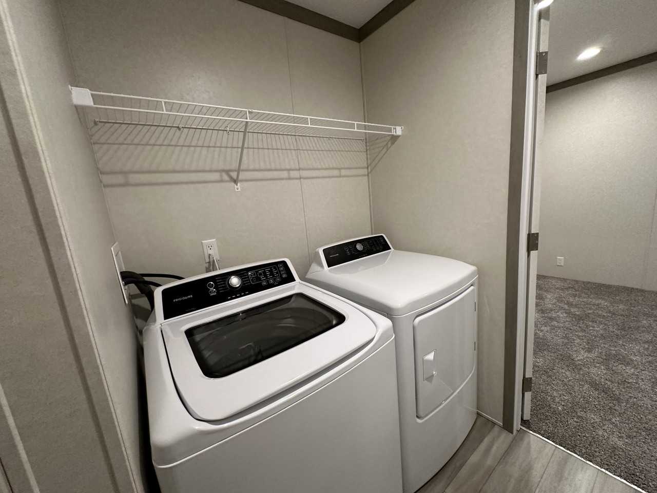 5491 Minuteman Cir #824 - Photo 7 of 7