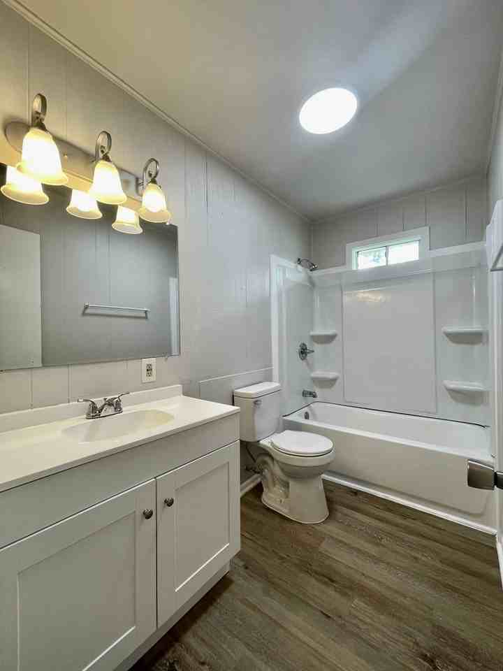 1116 Advance St - Photo 4 of 6