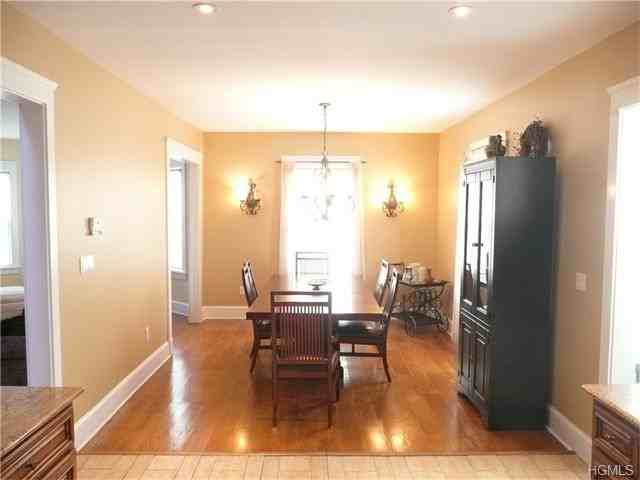 174 Washington Ave - Photo 3 of 11