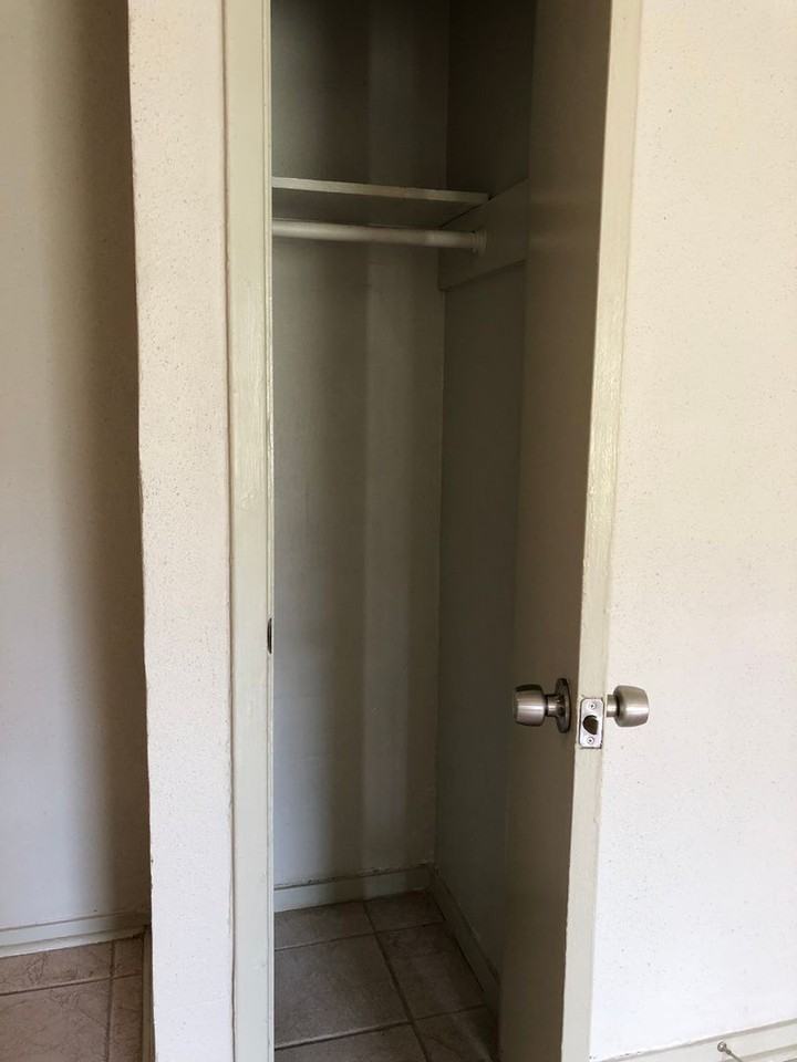 The Palms Apartments - Photo 4 of 7