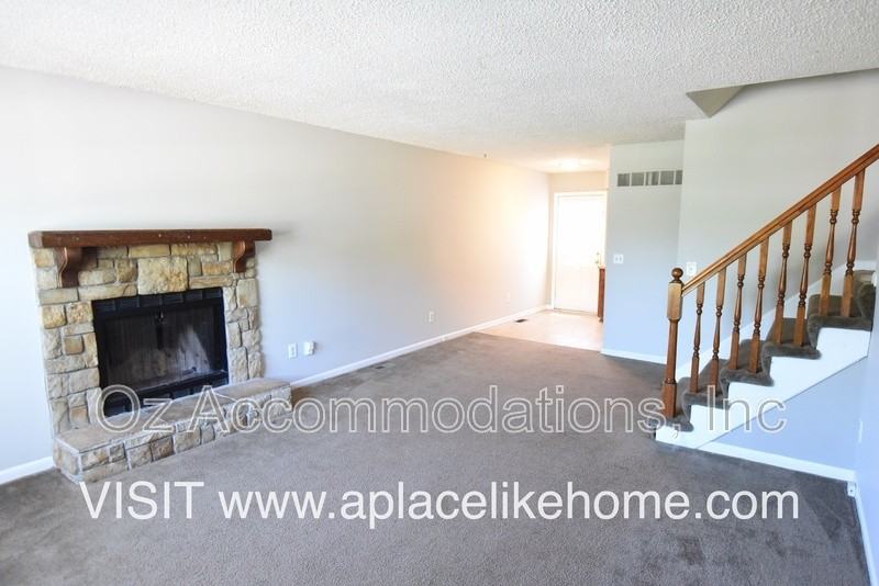 1725 West Spruce Street - Photo 4 of 18