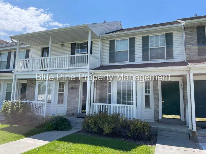 217 Georgetown Dr #1 - Photo 2 of 14